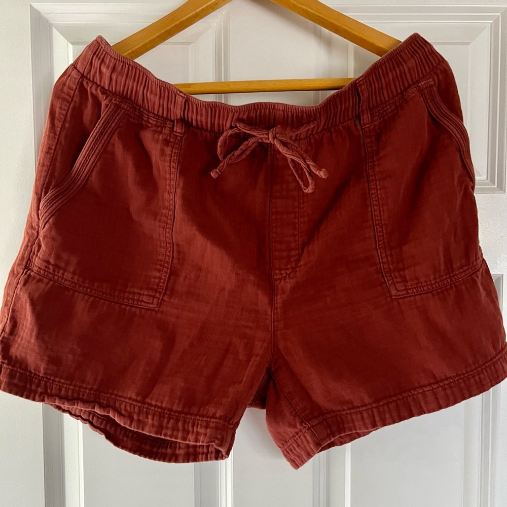 Old Navy pull on cotton shorts